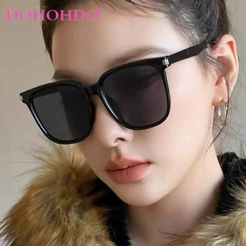 

Trendy Personality Rivet Square Sunglasses Women Men Vintage Luxury Design Outdoor Sports Driving Sunglasses UV400 Lentes De Sol