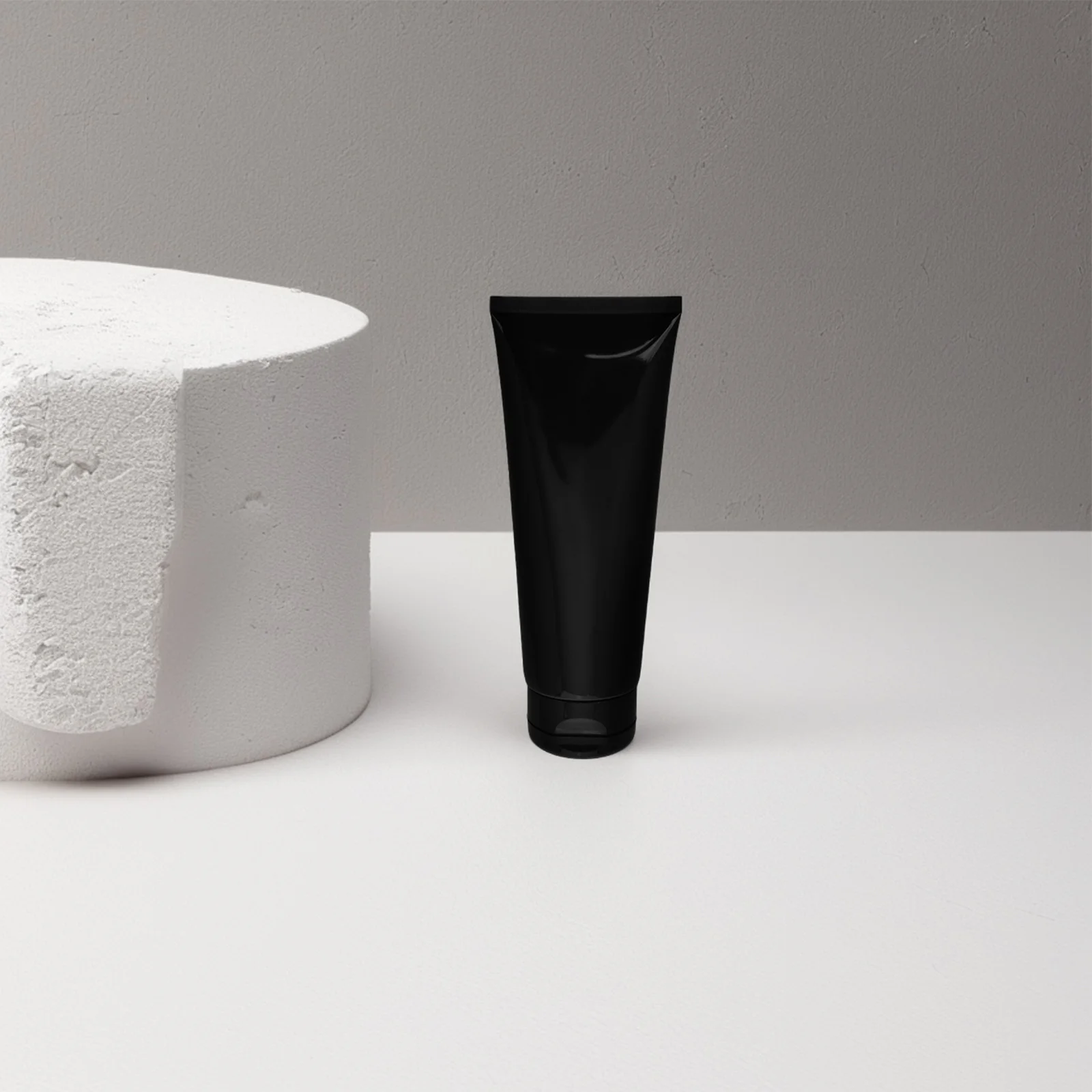 

Travel Shampoo Bottles Refillable Lotion Tube Squeeze Plastic Toothpaste Container Black PP Cap 128 Characters