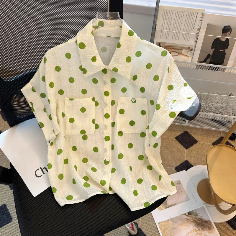 

Женская шифоновая блузка больших размеров в горошек с коротким рукавом, летняя, тонкая, свободного кроя, с эффектом стройности