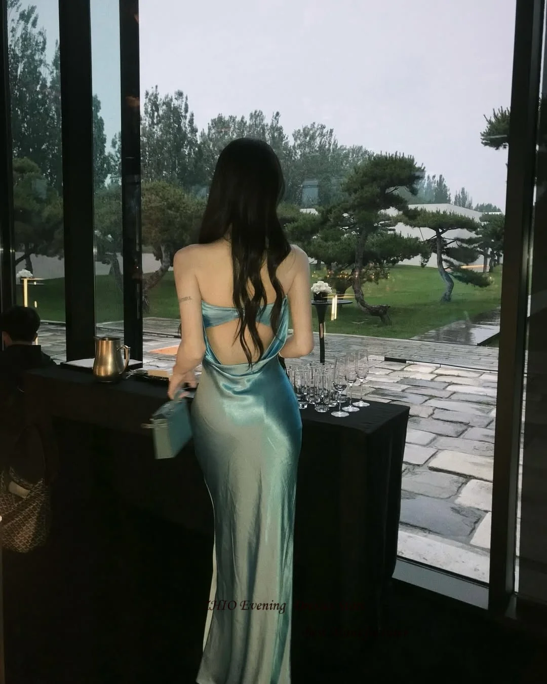 ZHIO Elegant Blue Satin Straight Strapless Evening Gown Dresses Simple Style Floor Length Sleeveless Prom Gowns with Pleated