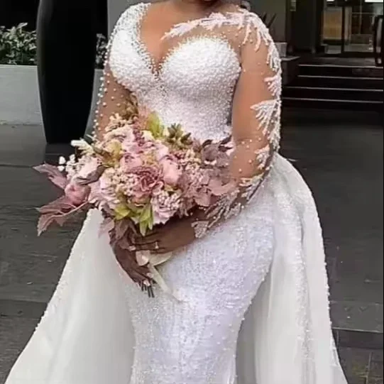 

Customized Elegant African Long Sleeve 2-in-1 Mermaid Wedding Dress Detachable Train Handmade Pearl Bridal Gown