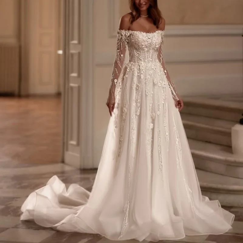 

Shiny White Appliques Wedding Dresses A skirt flower decal beading long sleeves Gowns Made wedding dress Customized