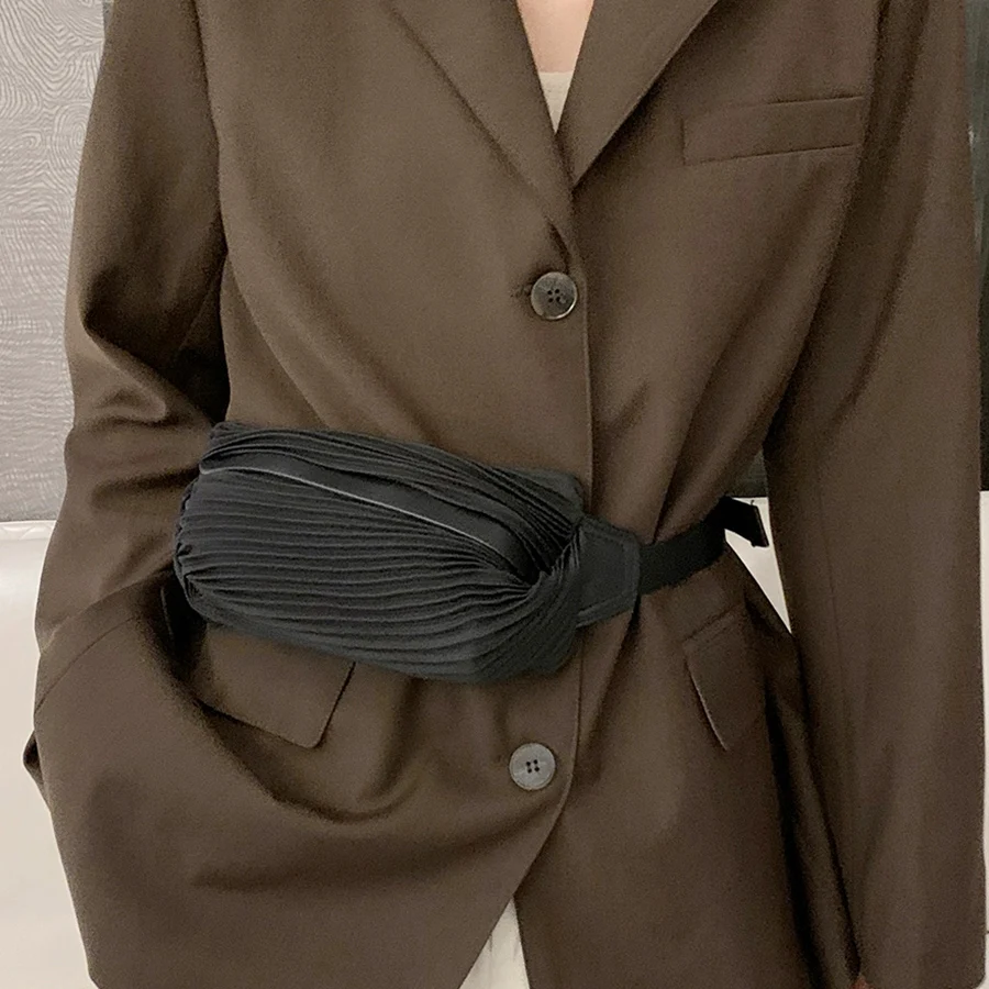 

Fashion Women's bag new style crossbody bag versatile pleated fabric chest bag personalized waist bag college student armpit bag