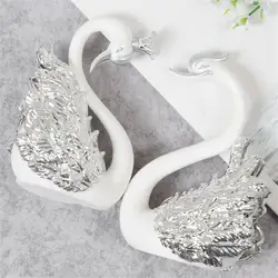 Swan Couple Figurine Home Decor Theme Statue Cake Topper Car Interior Living Room Wedding Decoration Accessories