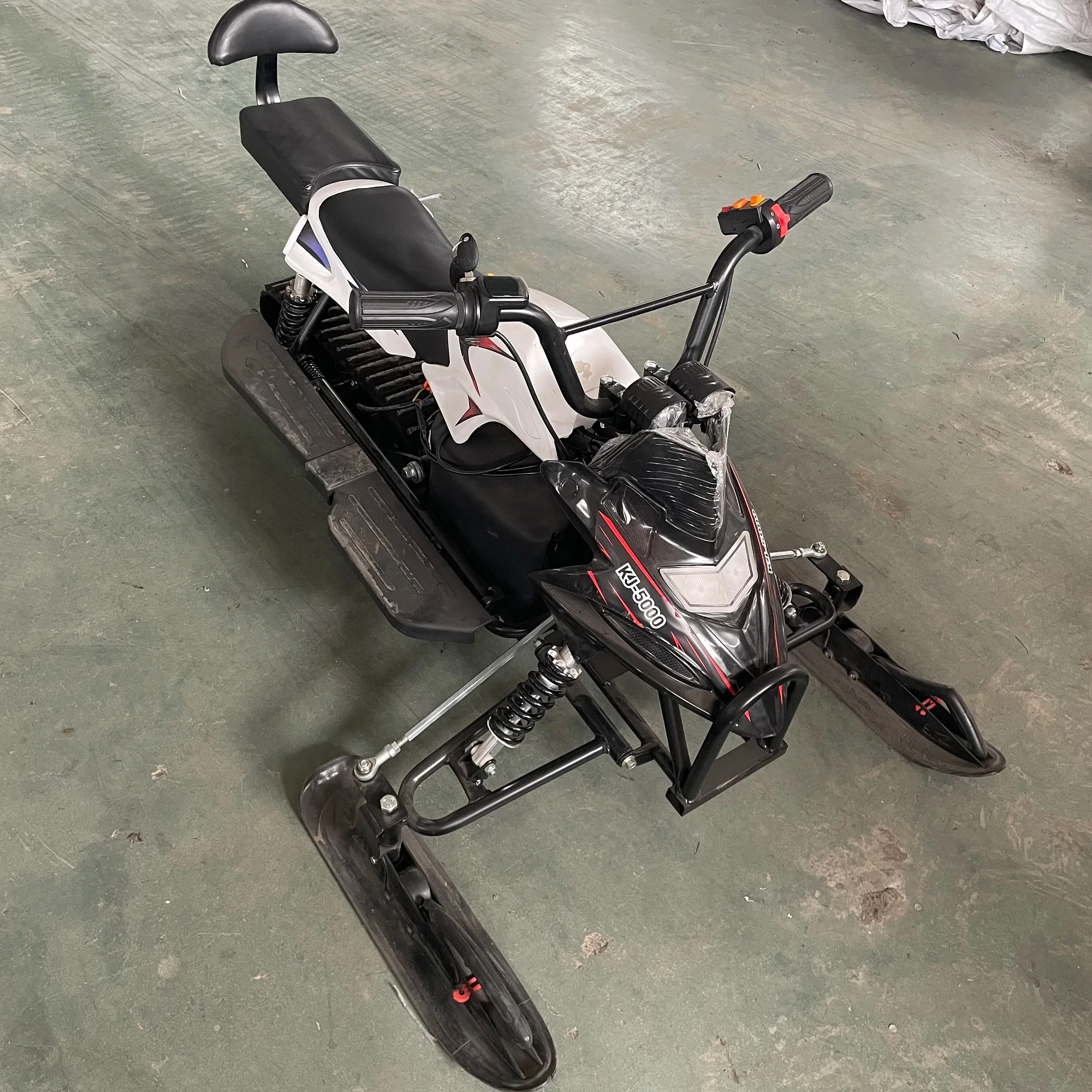 Professional Manufacturer Snow Bike Electric Snowmobile For Kids