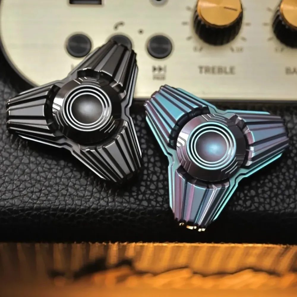 Pangolin Studio & KAIS Zonder Randen Fidget Spinner Fidget Speelgoed Voor Volwassenen Draagbare Bureau Accessoires Angst Speelgoed