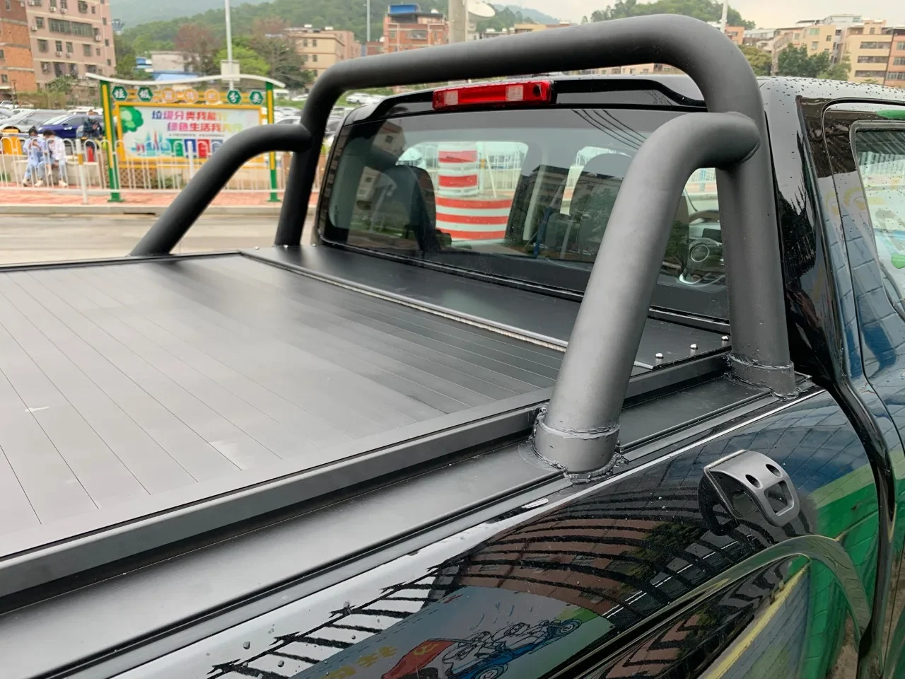 High Quality Aluminium Alloy Manual Retractable Tonneau Cover Roller Shutter Lid Truck Pick Up Bed Cover for Ford F150 Ranger