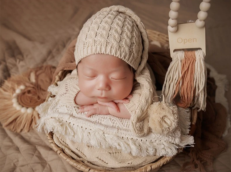 Puntelli per fotografia neonato Vestiti lavorati a maglia per bambini Tappetino rotondo Coperta con nappe nordiche Set di cestini in rattan per servizio fotografico in studio