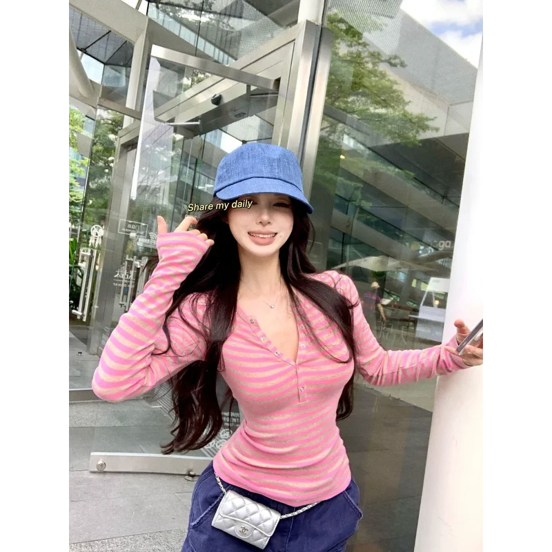 

Contrast Striped Long-sleeved T-shirt for Women 2025 Autumn Slim-fitting Waist with Pure Lust Half-open Collar Bottoming Top