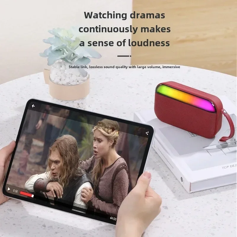 Mini Portable Bluetooth Outdoor Heavy Bass Bluetooth Soundbar Wireless Handsfree Call MP3 Music Player with RGB Light Support TF