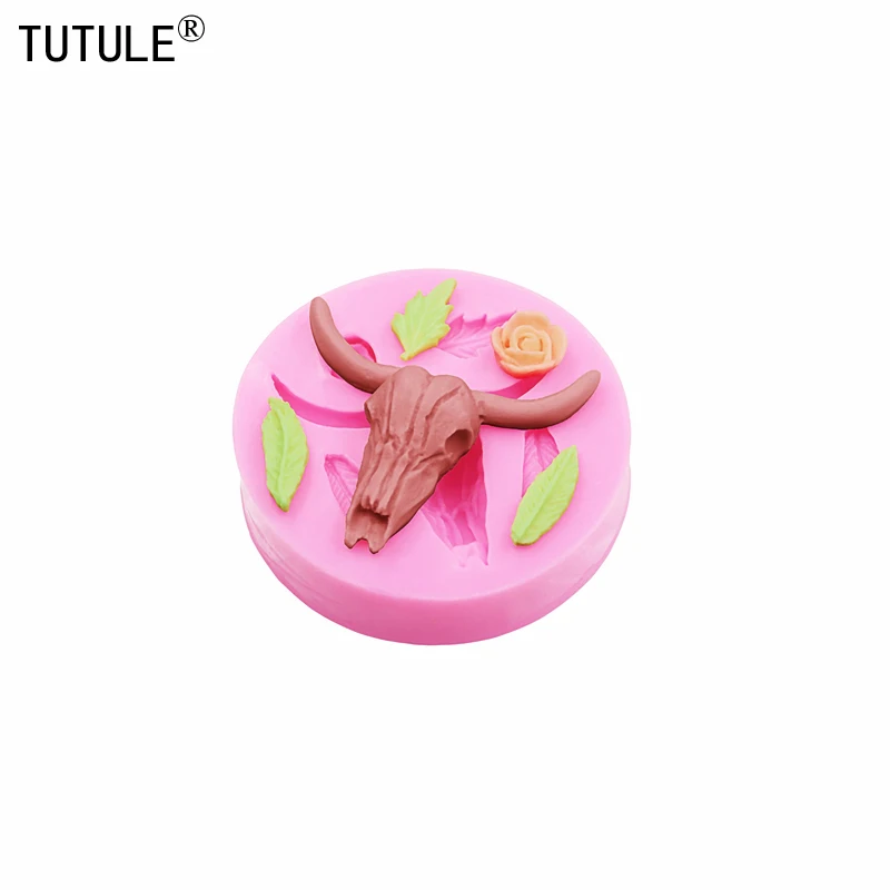 3D cow head resin Clay item jewelry Drip Silicone mold flower Accessories Silicone Mold cow head ox Chocolate fondant Cake Mould