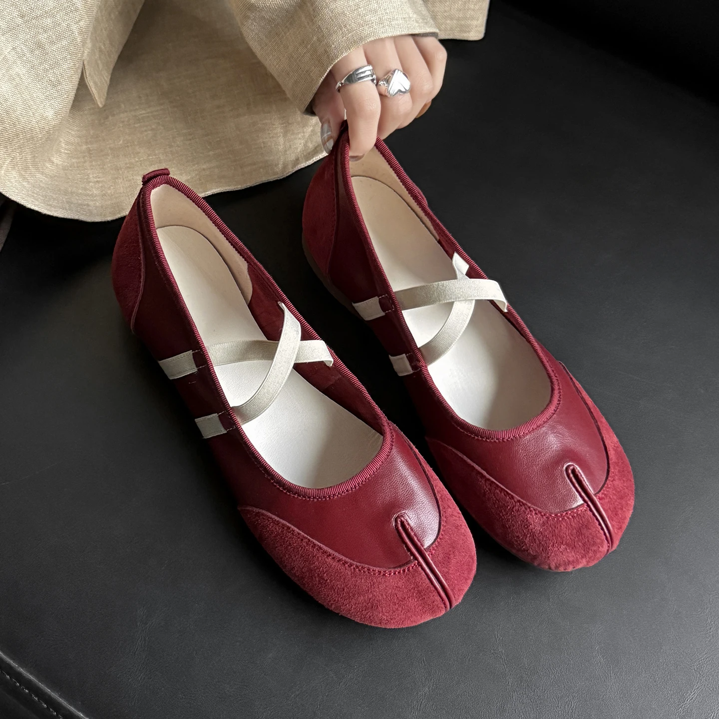 

Genuine Leather Sheepskin Flats Women's Shoes Split Toe Low Heel Mary Jane Shoes Fashion Women Sneaker