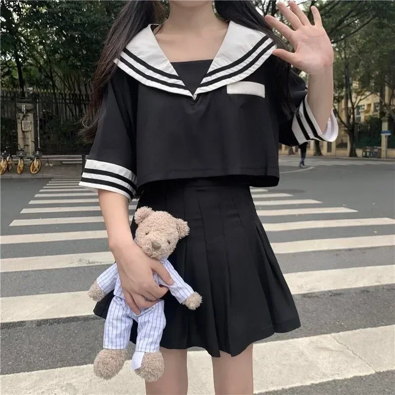 女の子のためのプリーツスクールコスチューム、日本のコスプレ、黒のクロップ、白いトップスーツ、韓国の学生の制服、セーラーバージョン