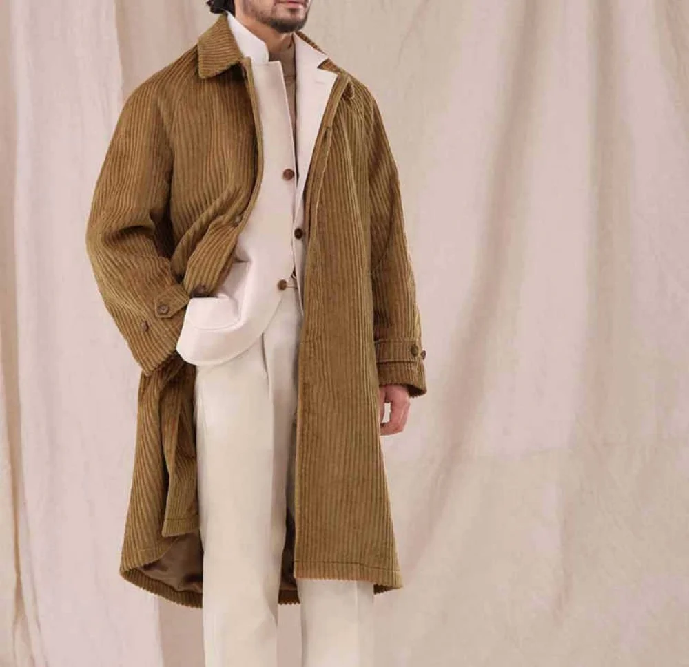 เสื้อโค้ทผู้ชายผ้าแฟลนเนลทันสมัย แบบกระดุมสองแถว ทรงหลวม สำหรับฤดูใบไม้ร่วงและฤดูหนาว อุ่นสบาย เหมาะสำหรับใส่ทำงานในออฟฟิศหรือโอกาสทางการ  สามารถสั่งตัดได้