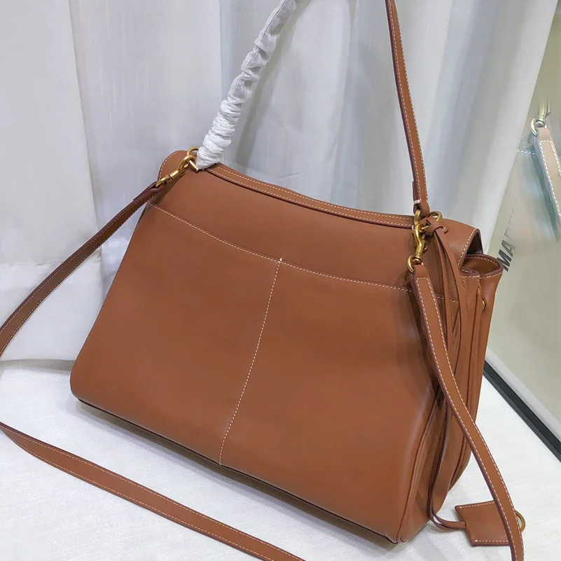 34cm Handbag Crossbody Bag Large Capacity Single Shoulder Simple Solid Color Flip Bag New Fashion Spring S ummer 2024 ﻿