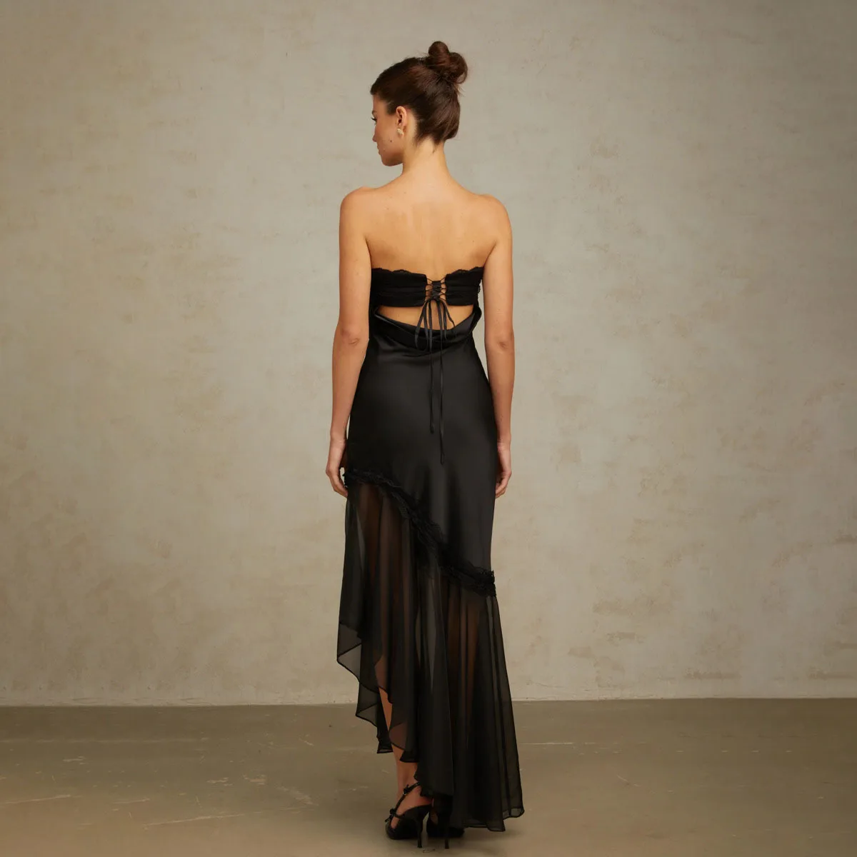 KWTX Donna Estate 2026 Elegante Raso Maglia con cinturino per spaghetti Abito da spiaggia Festa serale Ufficio Stilista di moda di lusso