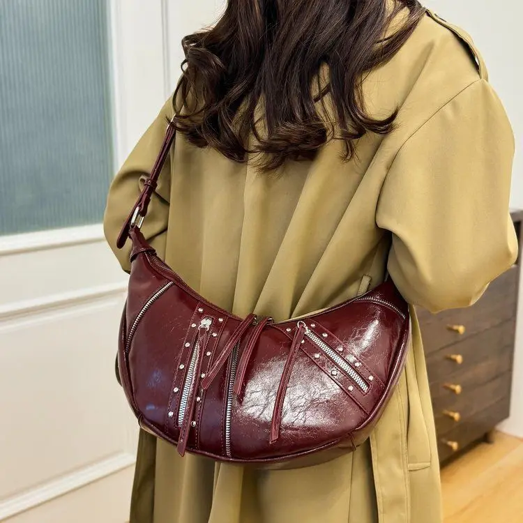 حار فتاة خمر برشام حمل المرأة فاسق جلدية سعة كبيرة نصف القمر حقيبة كتف السيدات الموضة العصرية Y2k حقيبة كروسبودي جديد #1