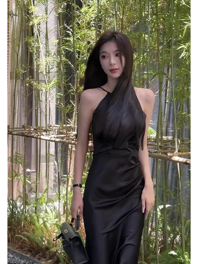 エレガントなサテンネックラインドレス女性のスリムフィットインナーウェア夏ハイウエストジッパー開閉ロングスカート A ライン無地