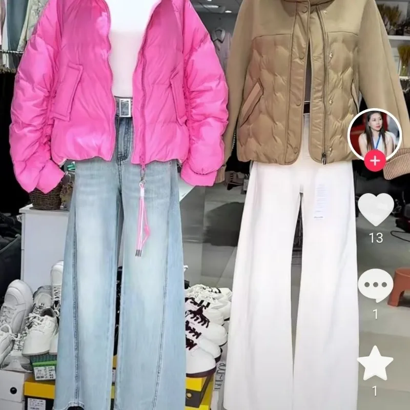 Kurtka puchowa odmładzająca, krótka, zimowa, ze stójką, lekka, z rękawami ze sznurkiem, modny design, wysoki poziom estetyczny.