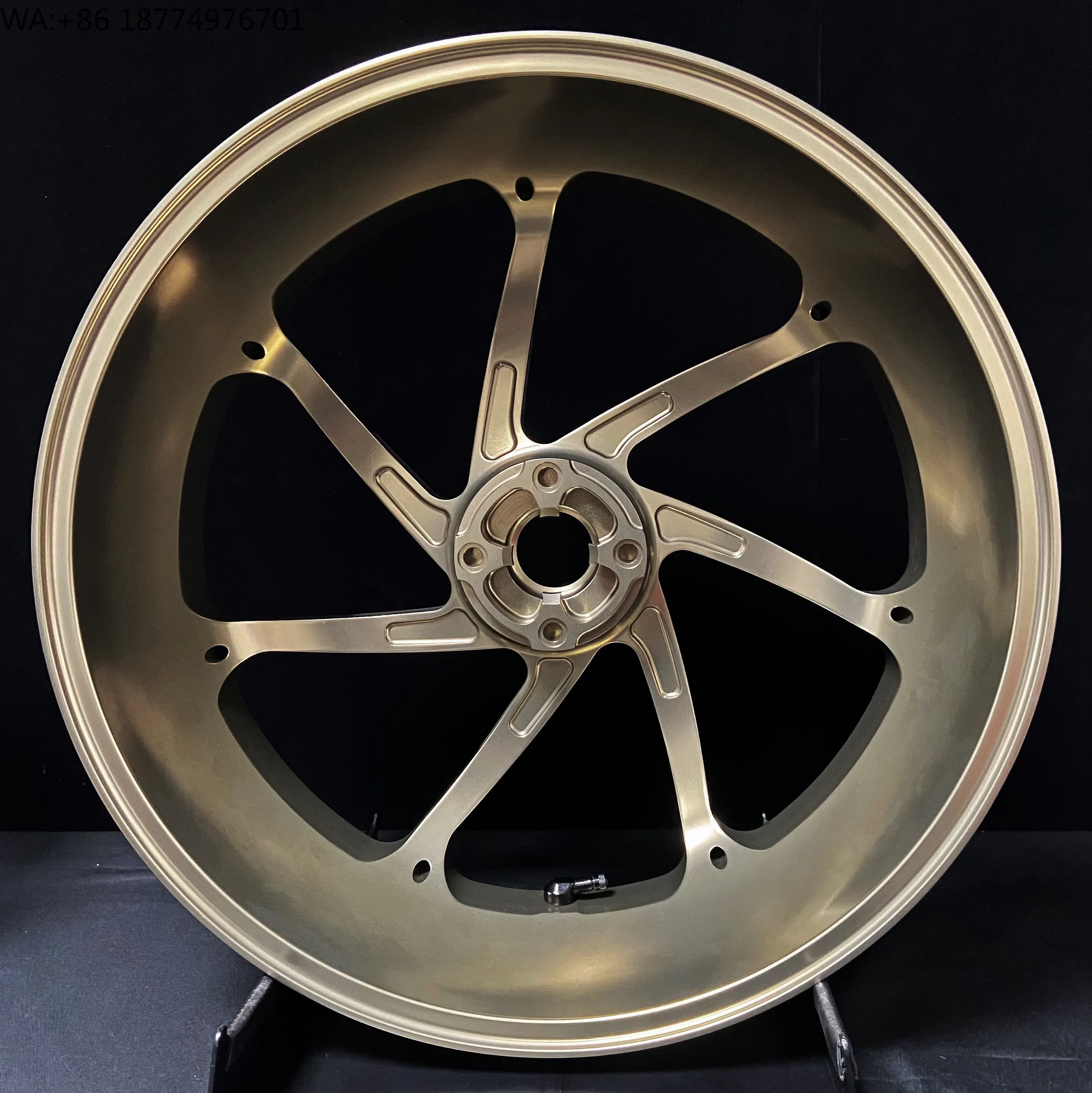 CNC Aluminum Alloy T6 6061wheel Supplier Lightweight Made in China Modified  Forged for Ducati Hypermotard 950 Wheel Hubs