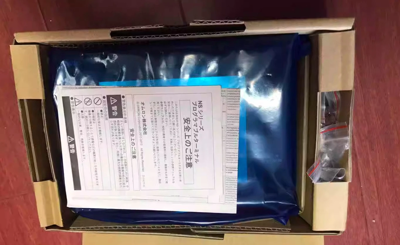 NS5-SQ10B-V2 99%new and original in box HMI