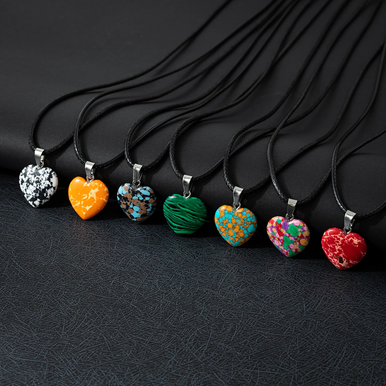 دلايات على شكل قلب أنيقة عشوائية ، قلب شاكرا مختلط الألوان ، كريستال من الحجر الطبيعي ، قلادة بدلاية متعددة الألوان ، 20 + #5