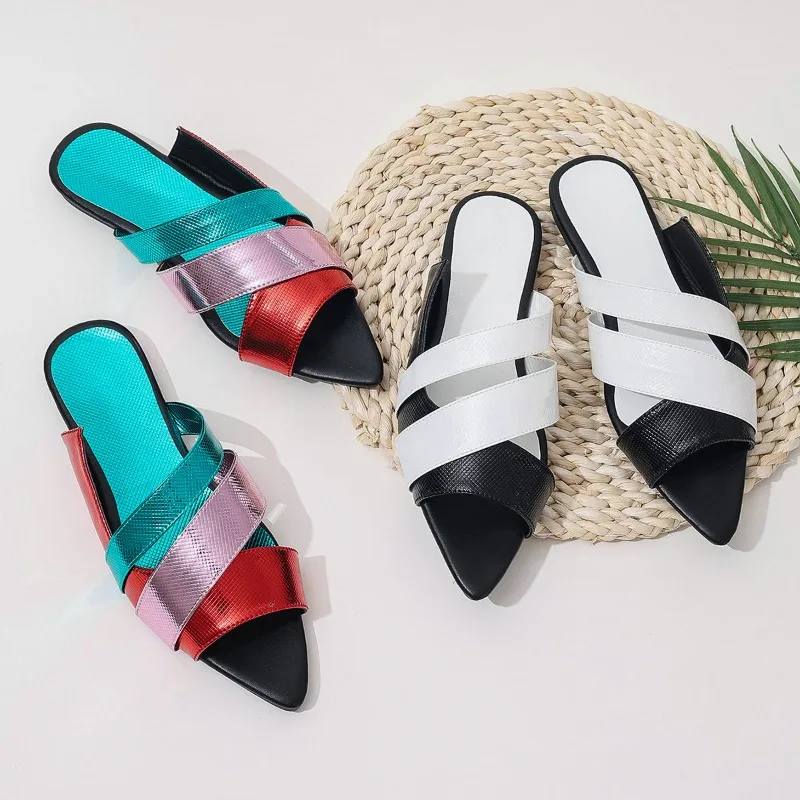 2024 New Summer Flat Women's Slippers with Pointed Toes, Comfortable Beach Style Color Block Low Heel Casual Slippers for Women