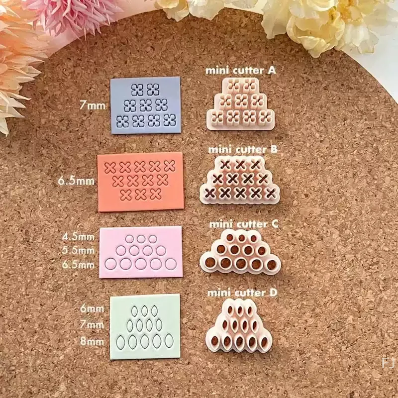 

[YU]Mini Flower Leaf Petal Polymer Clay Cutters Clay Cutting Molds DIY Hand Tools For Earrings Jewelry Making Random Colour
