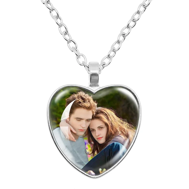 Movie Bella Edward Jacob Renesmee Pendant Necklace Glass Cabochon Twilight Character Chain Girl Women Fashion Jewelry