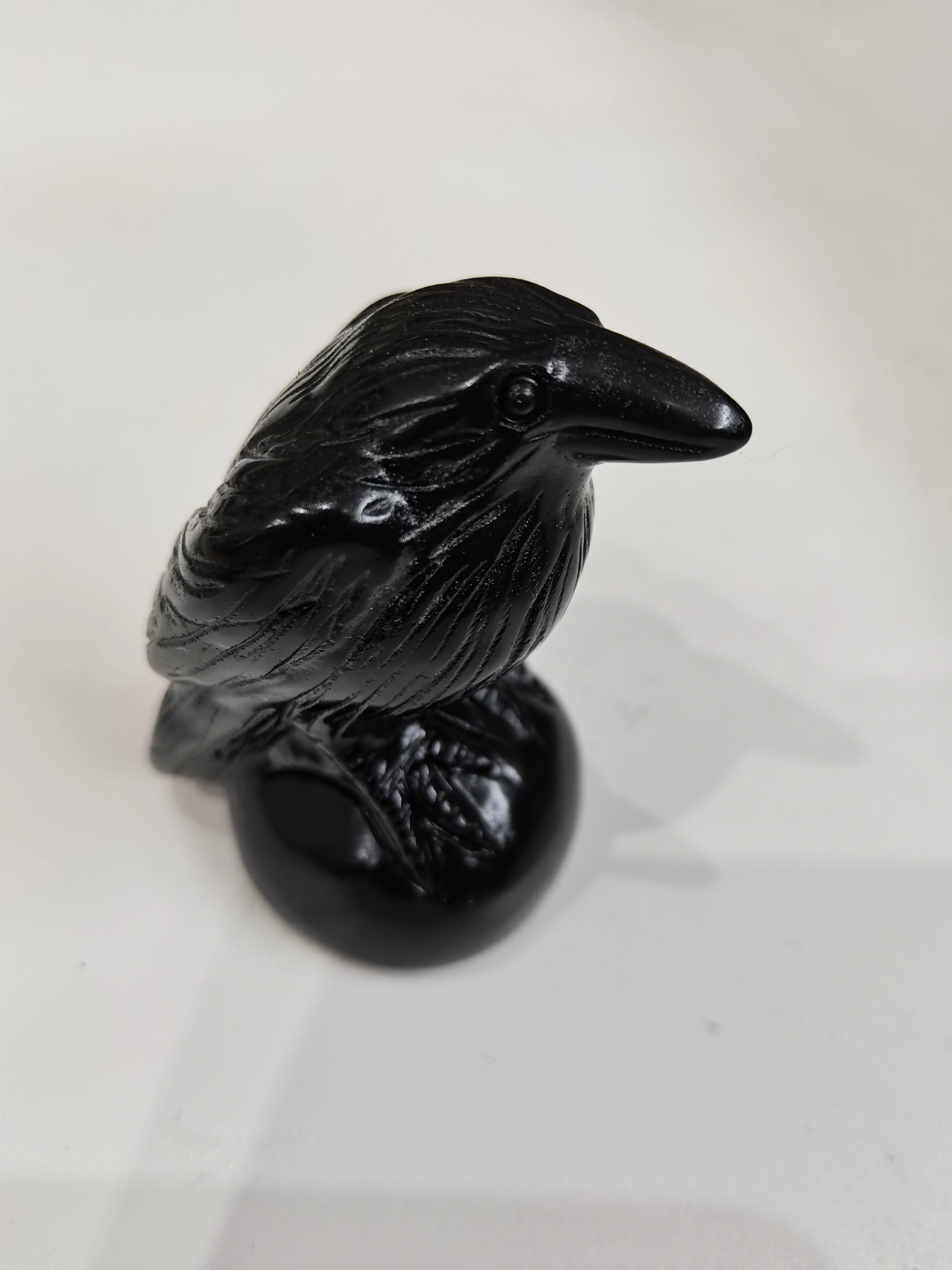 6.5cm Raven Statue Natural Calcite hand engraving Animal Figurine Crafts Reiki healing Home Decoration Gift