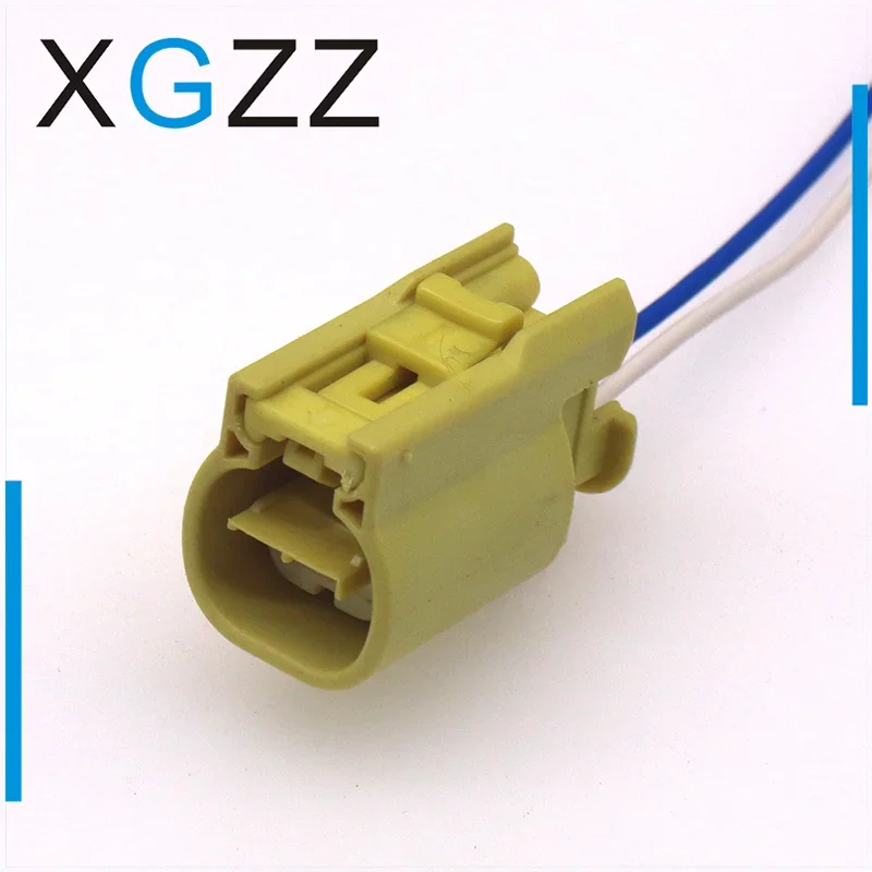 

7C83-5524-70/7C82-5524-70 Suitable for Toyota collision sensor plug Camry Corolla Ruizhi Crown Lexus seat plug 70220A-1-11/21