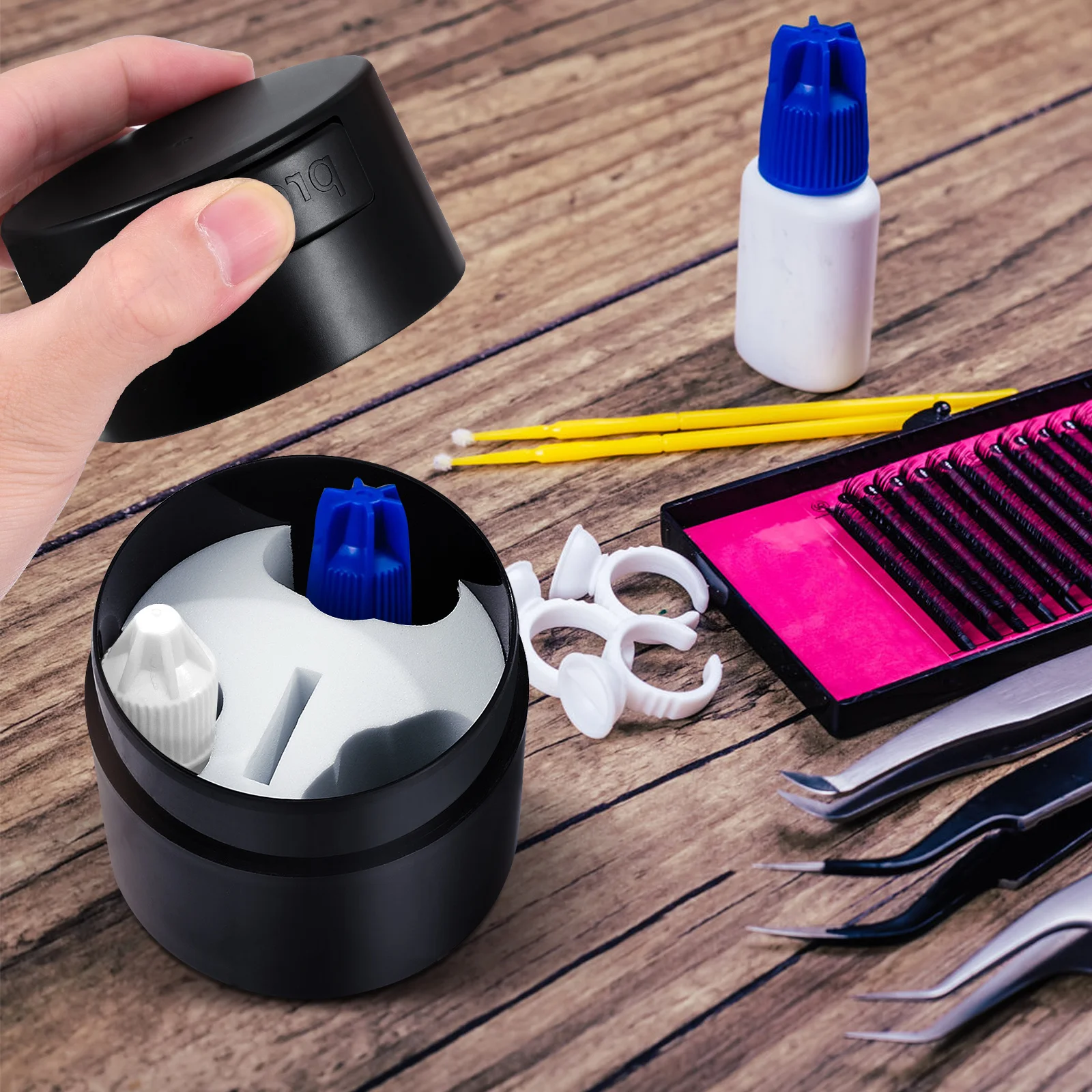 

Eyelash Glue Storage Box Vacuum Sealed Large Capacity Container Press Type Dry Case Portable Eyelash Extension Glue Holder Leak