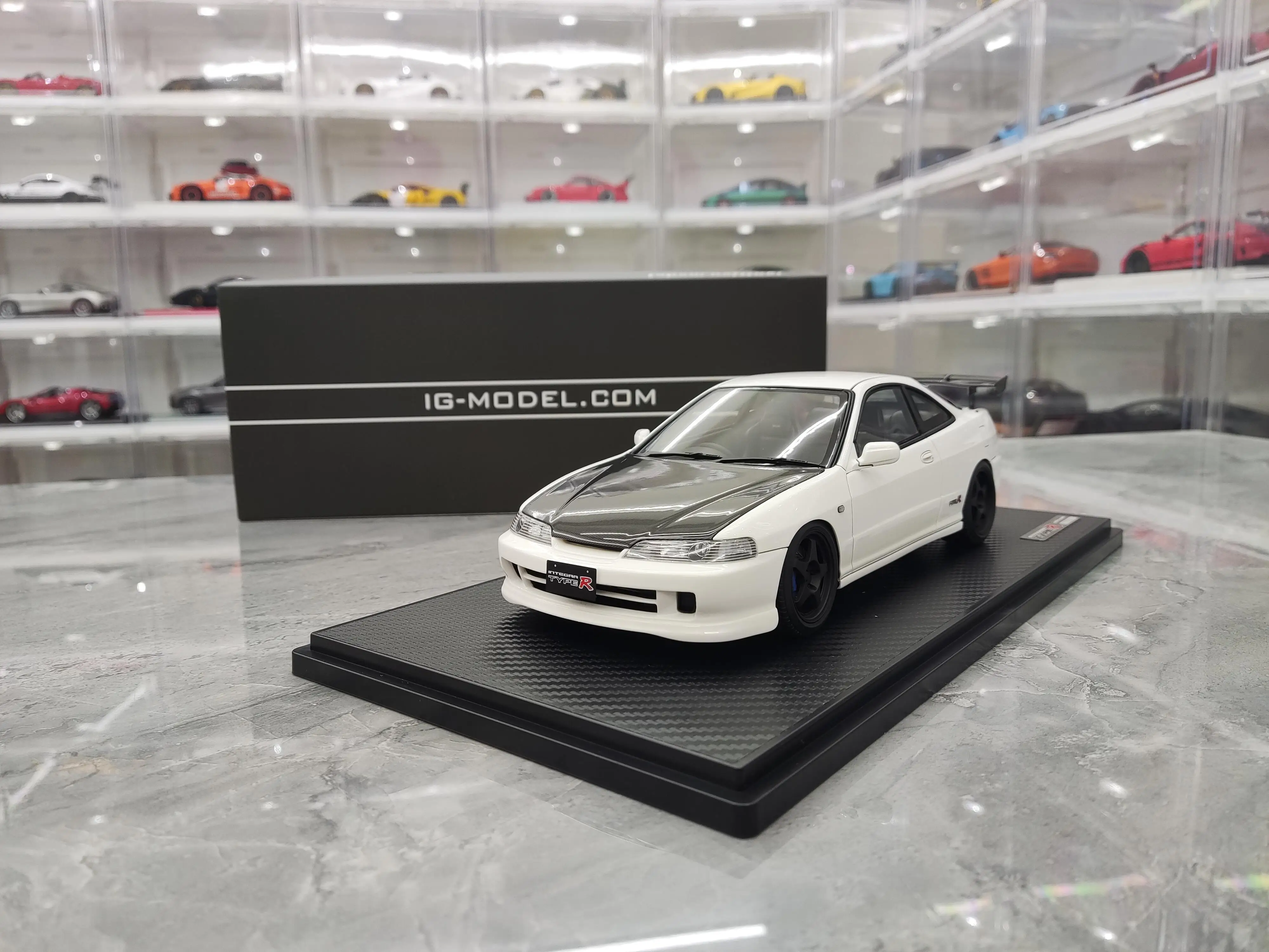 IG 1:18 INTEGRA DC2 TYPE R JDM Simulation Limited Edition Resin Metal Static Car Model Toy Gift