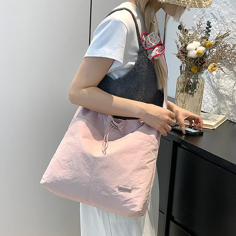 Ladies' Large Capacity Shoulder Bag Anti Splashing Water Nylon Fabric Bag Casual Crossbody Bag Lightweight Drawstring Tote Bag