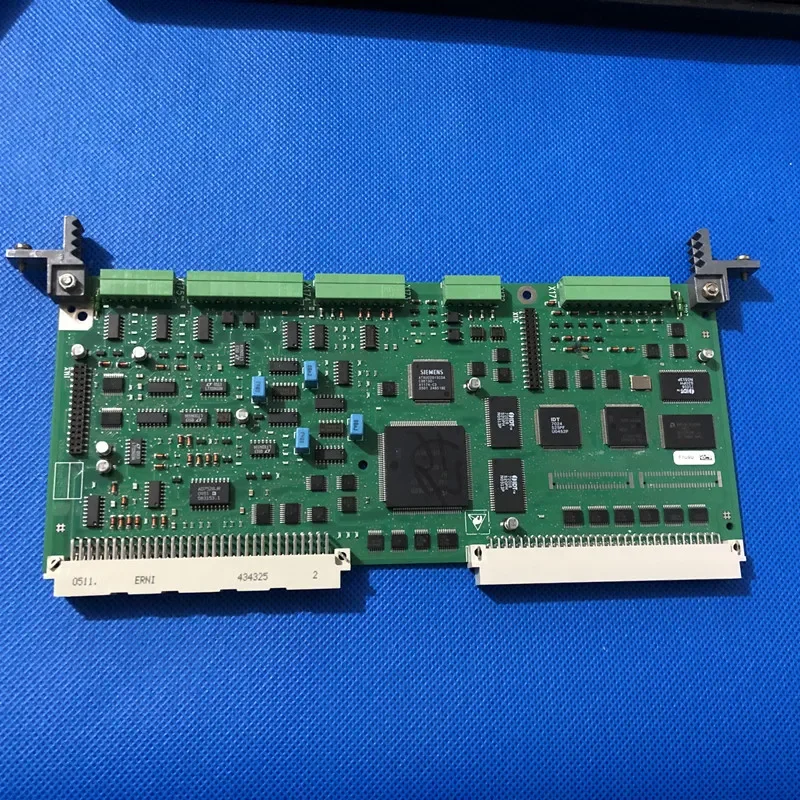 

C98043-A7001-L1-4 DC speed regulation 6RA70 main board CPUIO signal CUD1