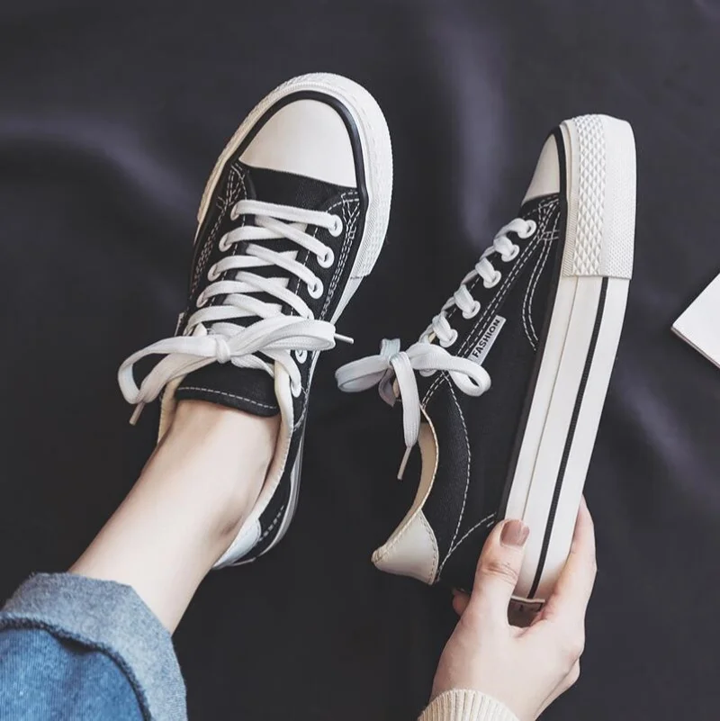 

Women's Spring New Low-top White Casual Canvas Shoes Student Versatile Increased Heel Board 3CM Shoes Rubber Upper Material