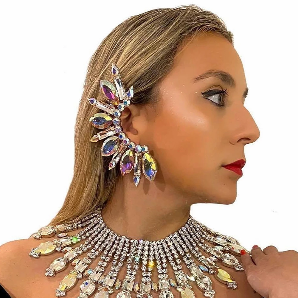 Pendientes de Clip de oreja exagerados de diamantes de imitación brillantes para mujer, pendientes grandes sin perforación, cristal de Color AB, joyería de puño de declaración