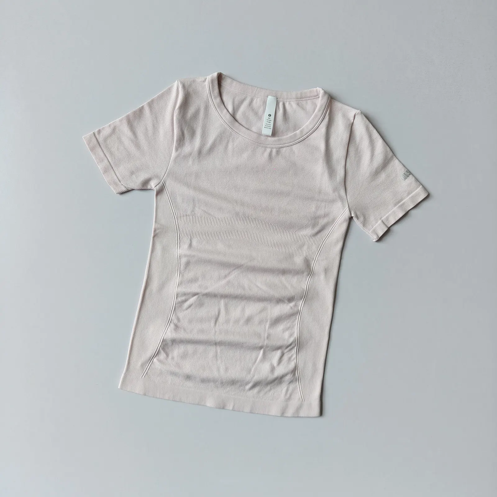 Sportliches Schnelltrocknendes Oberteil für Damen, Kurzarm, Figurbetont, Rundhals, Oberbekleidung, Pilates-Training, Schlankmachendes Fitness-Yoga-T-Shirt – Detail 3