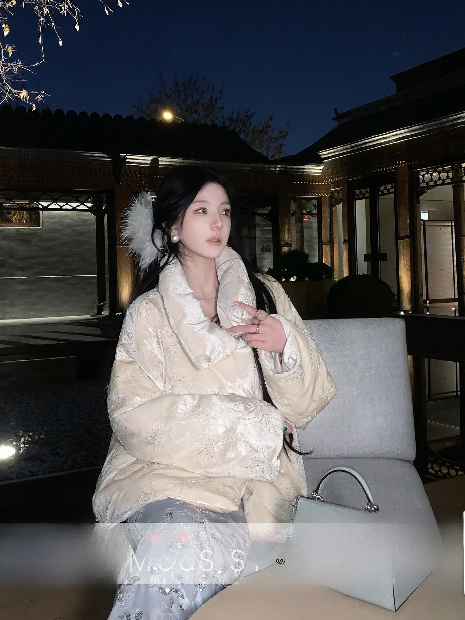 

MOSS STUDIO Warm Cloudting Winter New Chinese Sle Heavy Embroidery Velvet 90 White Du down Jaet Women's Faion