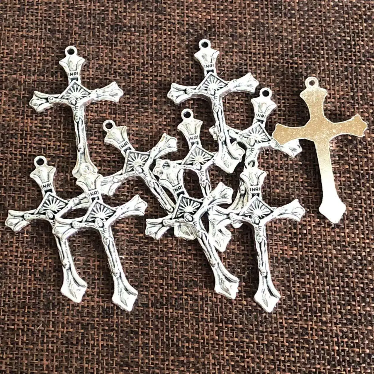 Free Shipping 80pcs/Pack Cheap One Hole Alloy Rosary Cross Italy Cross Religious Alloy Cross Crucifix Special Offer