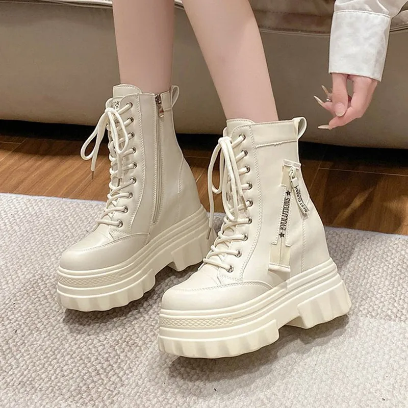 

НОВЫЕ женские ботильоны на массивном каблуке, мотоциклетные ботинки в стиле панк на толстом каблуке, осенне-зимняя женская кожаная обувь на высокой платформе со шнуровкой 9,5 см