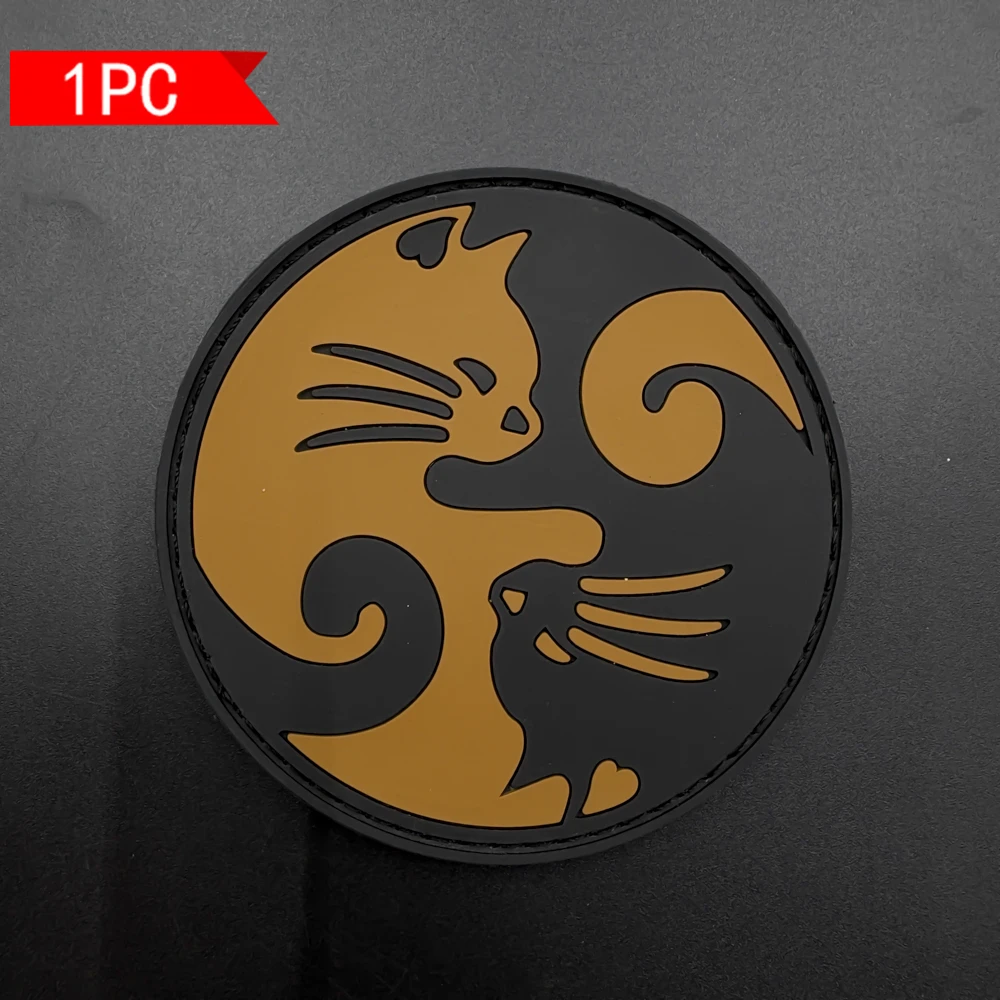 Cat Yin-Yang Pattern Round Patch Pvc Luminous Material Arm Patch with Velcro, Decorative Patch for Bags and Clothing, Includes Matching Felt Badge Patch as a Gift view 3