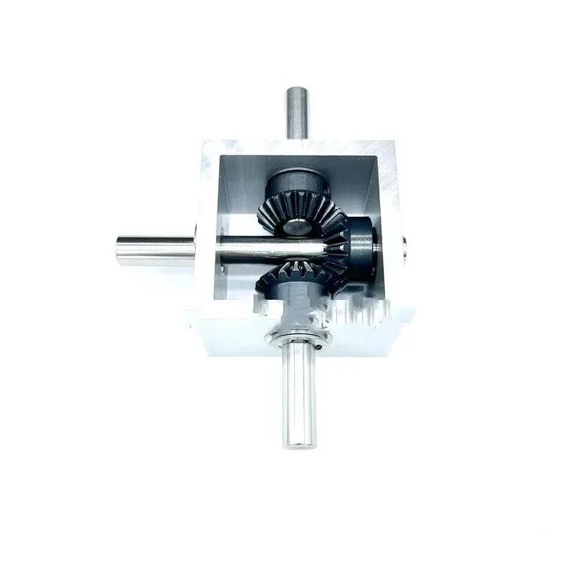 90-degree Right-angle Bevel Gear Corner Device 1:1, One in and Two Out, Forward and Reverse Small Reversing Gearbox, Shaft 10mm