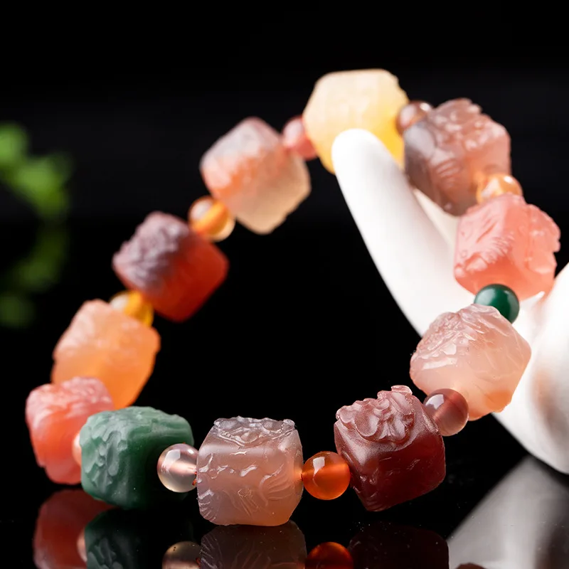 

Natural Yanyuan Agate Wear Peony Cube Sugar Frosted Texture Candy Color Square Bracelet Ornament