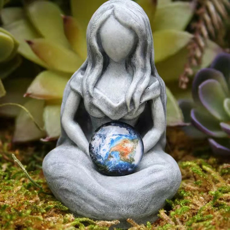 

Gaia Earth Goddess Statue for Garden Decoration, Resin Craft Figure Sculpture, Home and Outdoor Furnishings