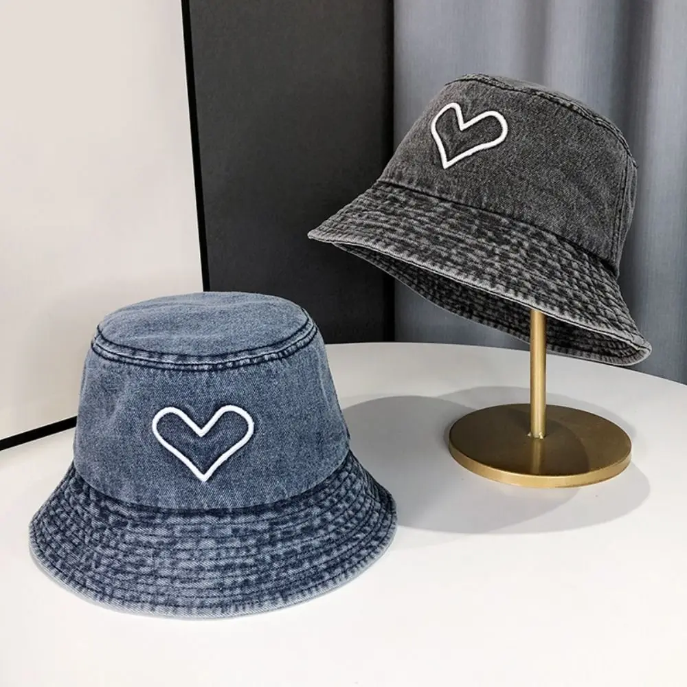 

Fashion Denim Bucket Hat Heart Embroidered Cowboy Style Sunshade Hat Sun Protection Fisherman's Hat for Women