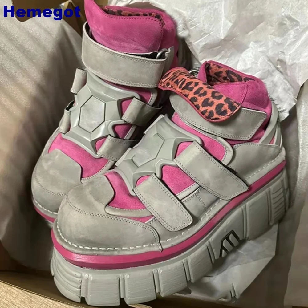 

Platform Round Toe Hook & Loop Boots 2024 New Casual Mixed Color Fashion Women Sports Shoes Street Style Rock Gothic Short Boots