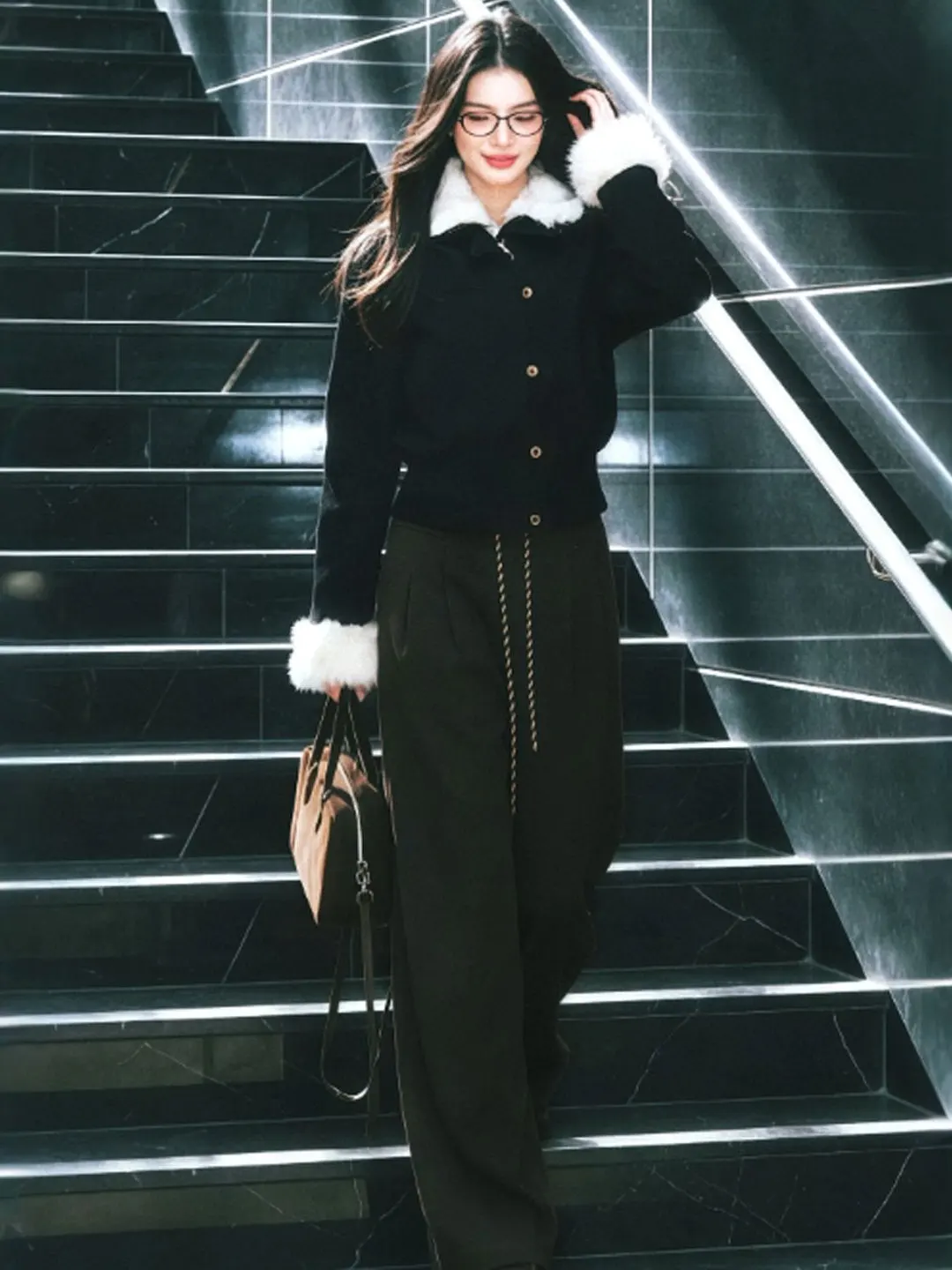 American Retro Thiened Warm Bla Leather Jaet Women's Faion Spring 2026 Small Size ular Top Ciwalk Casual Wear