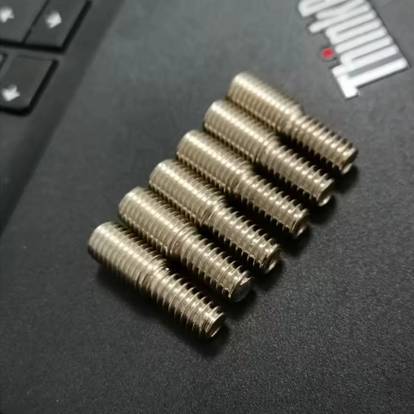 1/4-5/16 Thread Adapter Screw Bow Handle Balance Bow and Arrow Archery Equipment Balance Rod Counterweight Conversion Screws