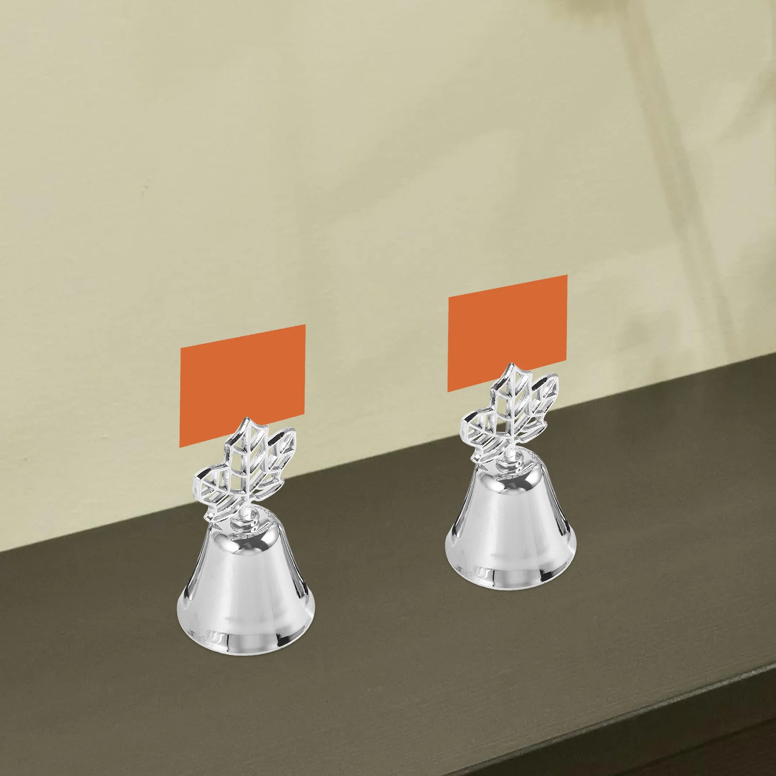 

5Pcs Elegant Maple Leaf Bell Place Card Holders Wedding Table Name Clips Table Number Photo Stands Name Place Cards Stand